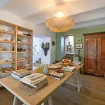 Amazing In Holiday home Lussan (Gard)