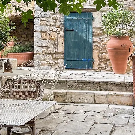 Holiday home Lovely In Lussan With Outdoor Swimming Pool Lussan (Gard)