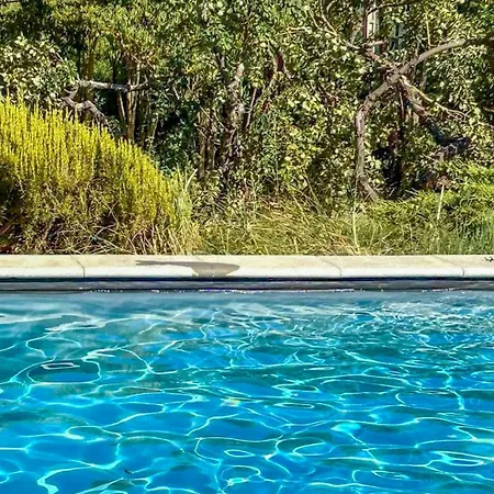 Holiday home Lovely In Lussan With Outdoor Swimming Pool
