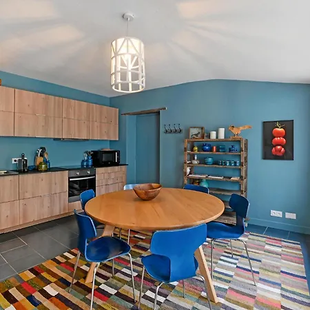 Holiday home Lovely In Lussan With Outdoor Swimming Pool