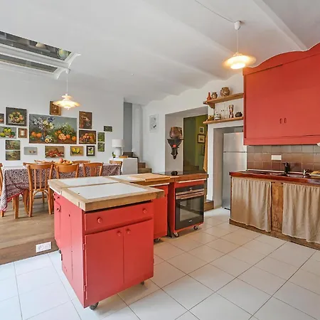 Holiday home Lovely In Lussan With Outdoor Swimming Pool *
